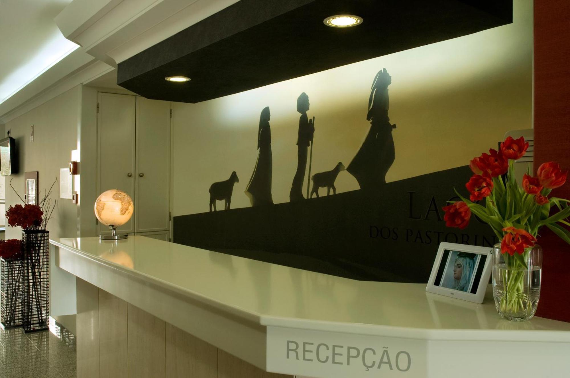 Hotel Lagoa Dos Pastorinhos Фатима Экстерьер фото